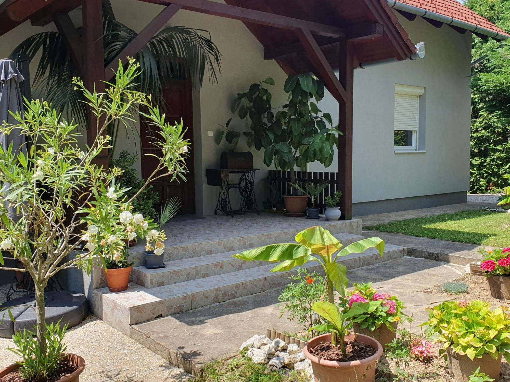 Fehér Rózsa Apartman Cserszegtomaj Exterior foto